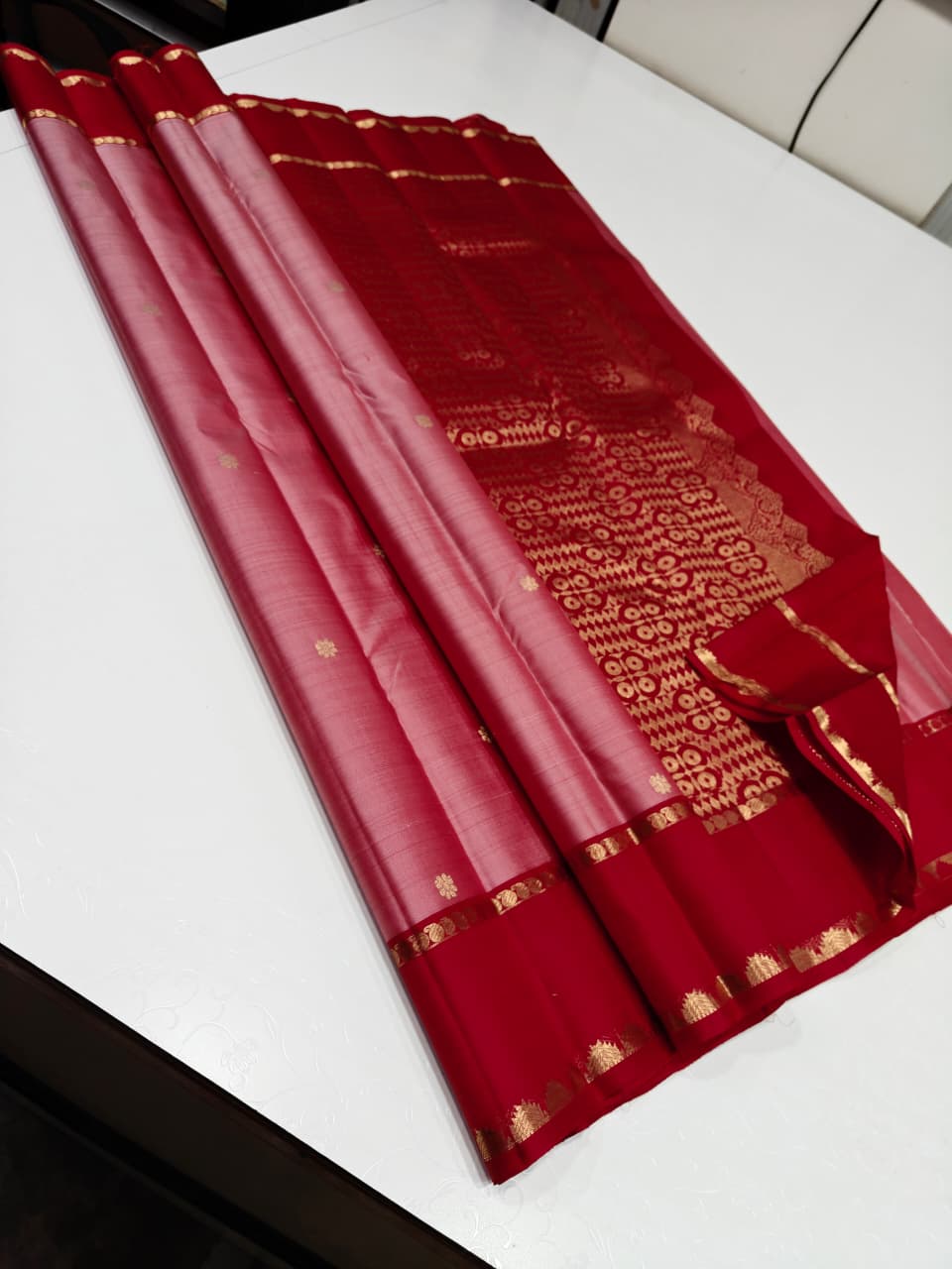 Red & Pink Dual-Tone Kanjivaram Silk Saree